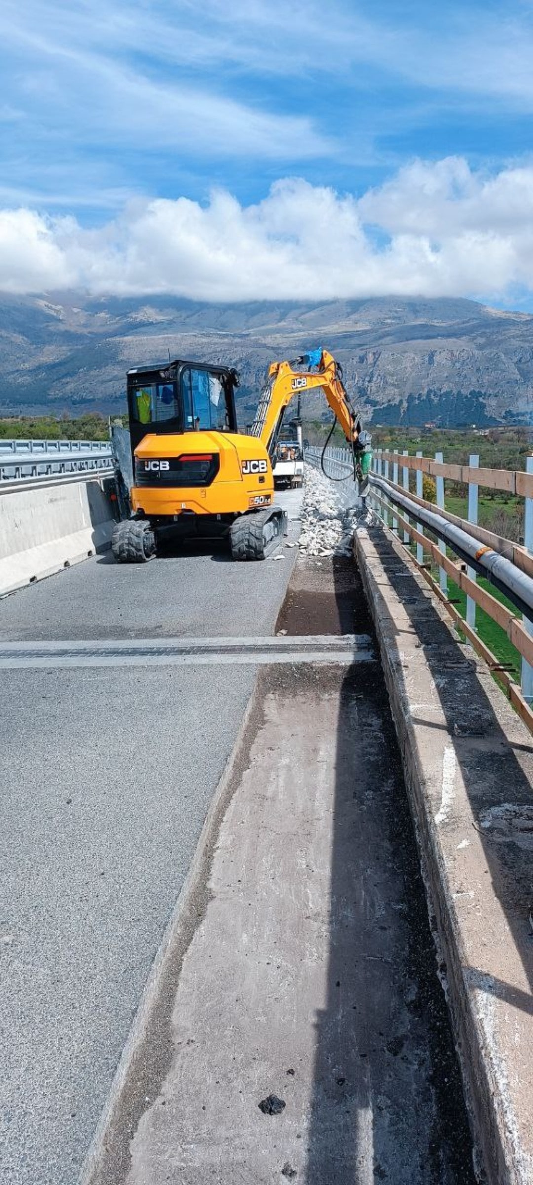 Autostrada-A2-del-Mediterraneo_08
